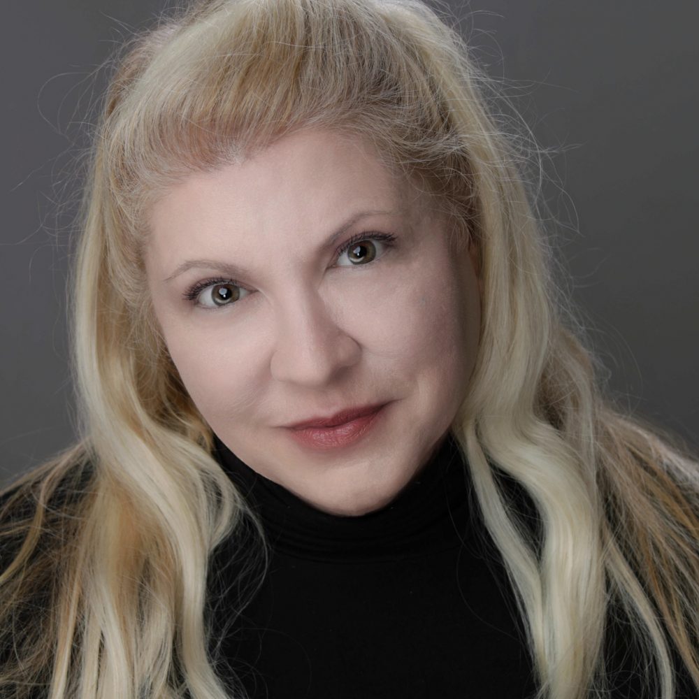 Lisa Meotti Headshot-compressed Lisa Meotti Headshot-compressed